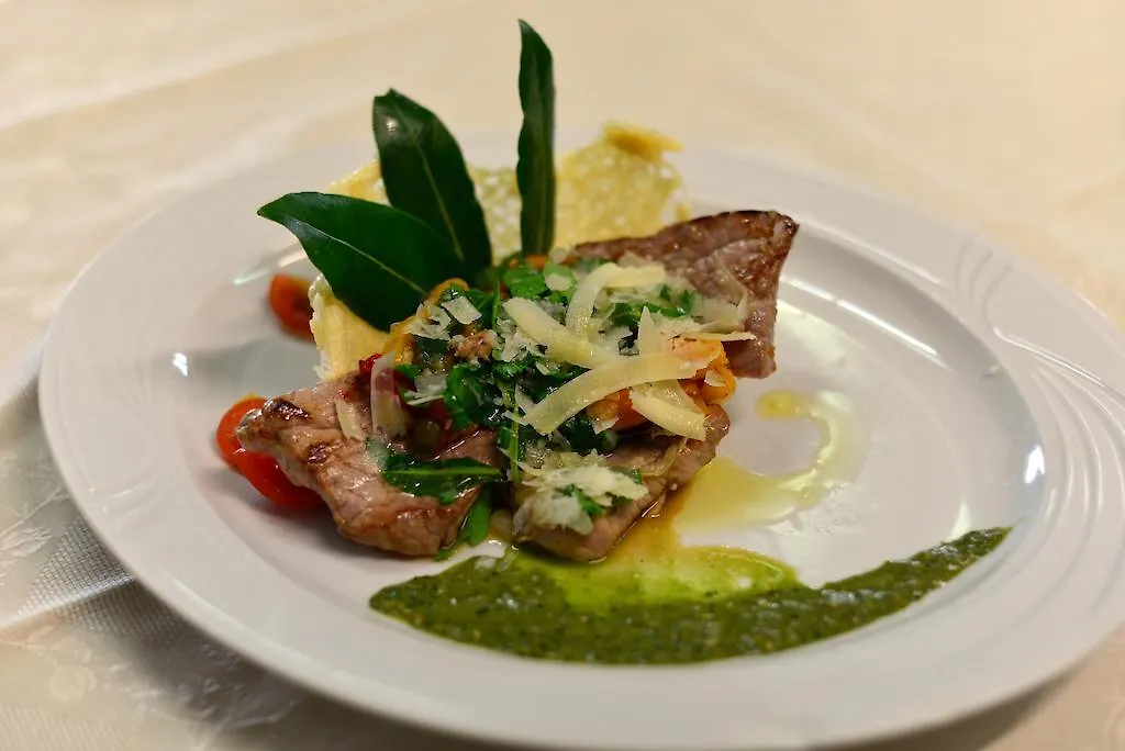Albergo Ristorante Pizzeria Monte Arcosu Uta 호텔