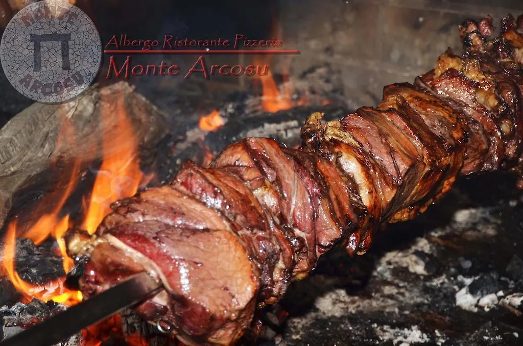 Albergo Ristorante Pizzeria Monte Arcosu Uta Hotell